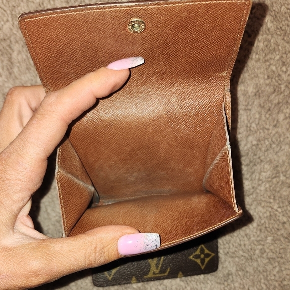 Louis Vuitton Gold and Brown Monogram Wallet - Picture 7 of 11